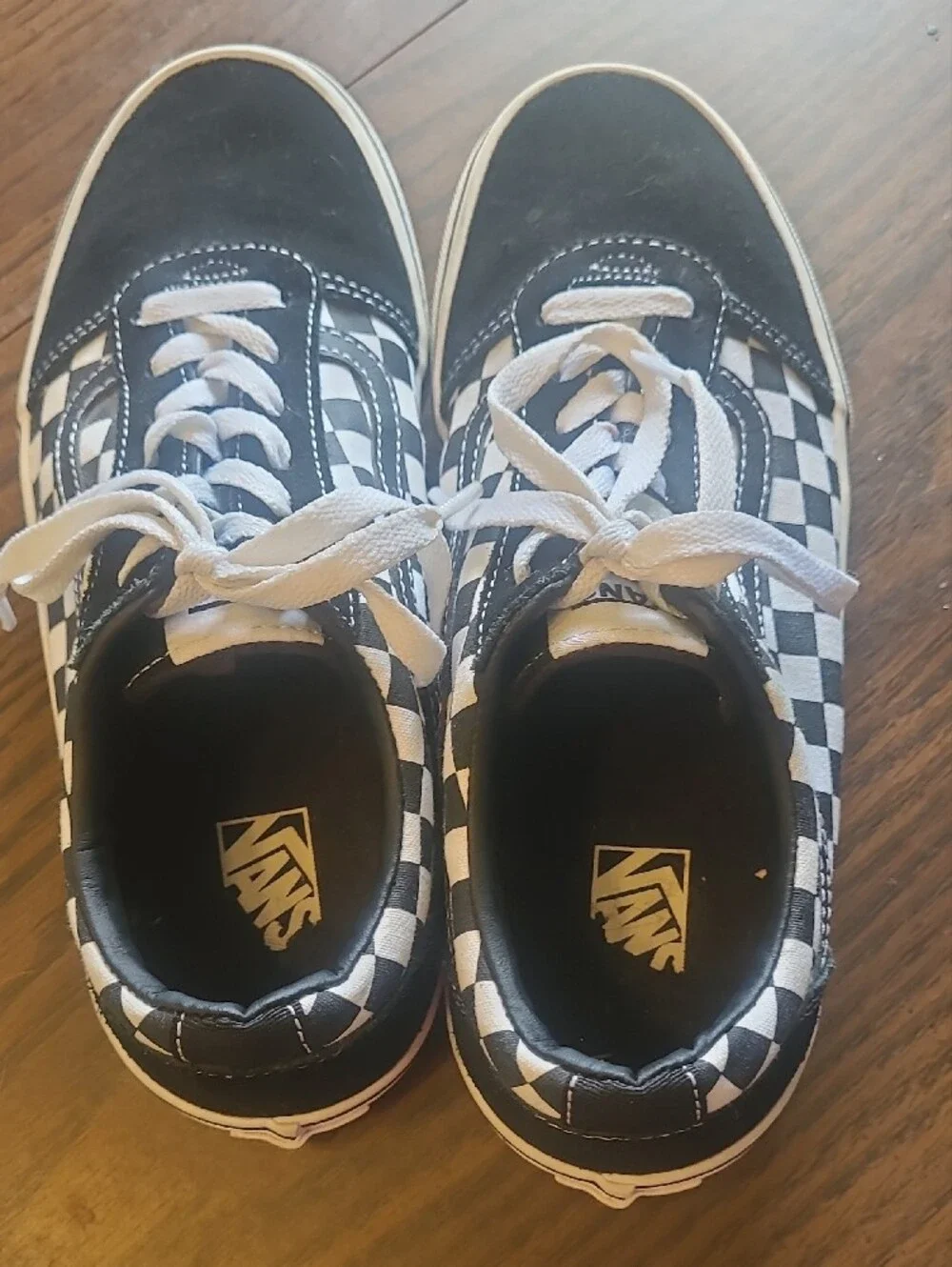 Vans Checkerboard Lace-Up Sneakers - Black & White Size Youth 6